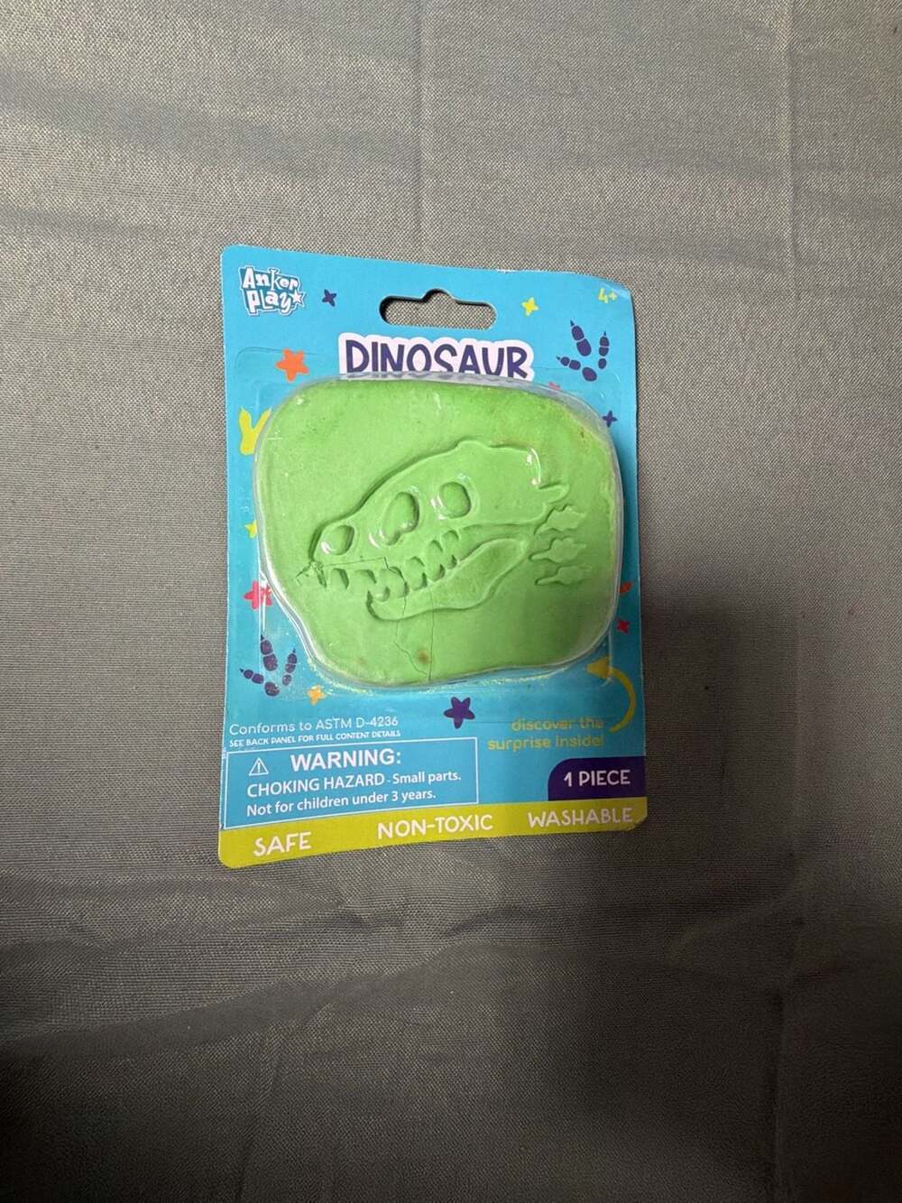 Anker Play Dinosaur Surprise Chalk